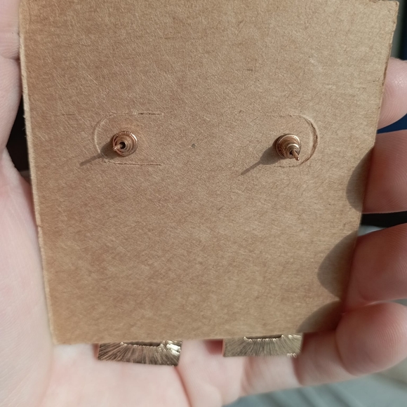 ♥️ Retro 70s Chic Earrings - Picture 10 of 10